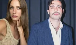 Serenay Sarıkaya ve Mert Demir aşka geldi! Kucağına alıp poz verdi