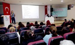 Bayraklı’da farkındalık semineri