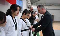 Bornova’da taekwondocuların kuşak heyecanı