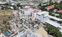 Eşrefpaşa Hastanesi yeni hizmet binası hızla yükseliyor