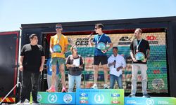 2 bin 606 sporcu Salomon Çeşme Maratonu’nda koştu