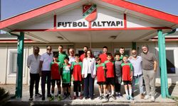 Ünsal’dan Kaf Sin Kaf’a destek ziyareti