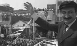 CHP 48 yıl sonra Ecevit'in oy oranını o ankette yakaladı