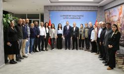 CHP Bayraklı ve Karabağlar''dan Aslanoğlu'na Ziyaret