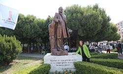 Dünya şairi Nazım Hikmet, Karşıyaka’da şiirleriyle anıldı