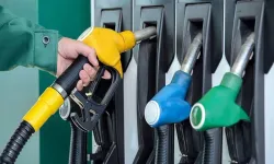 Akaryakıtta rekor indirim: Motorine tek seferde en yüksek indirim geldi