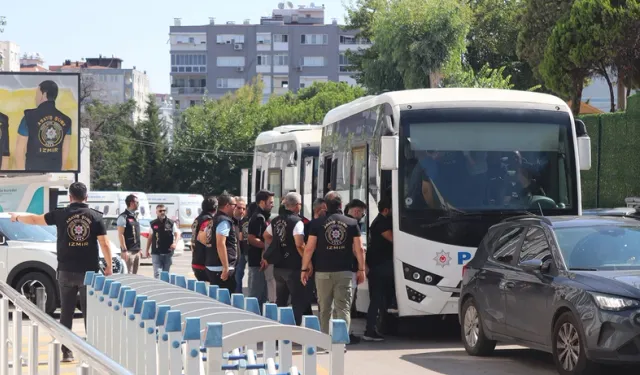 İzmir'deki Elektrik Faciasında 27 Kişi Adliyeye Sevk Edildi