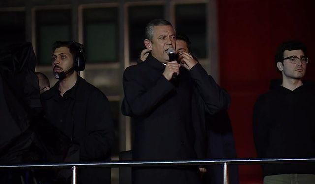 Özgür Özel: 'O küfrü kendi anneme edilmiş sayıyorum'