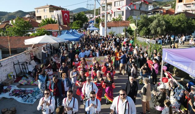 Bayraklı'da Hıdırellez coşkusu