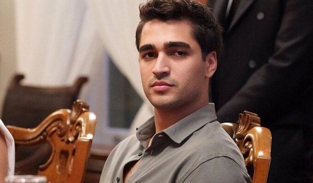 Mert Ramazan Demir'in asker fotoğrafı gündem oldu