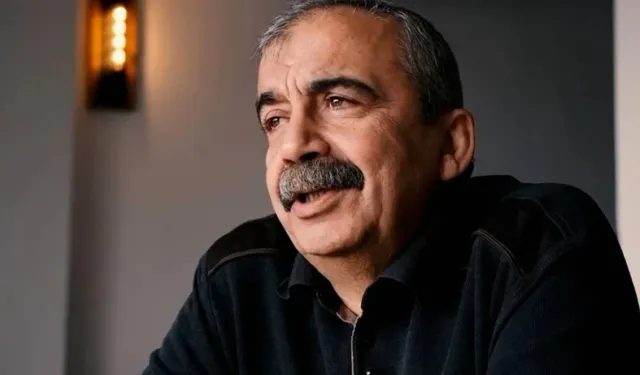 Kalp krizi geçiren Sırrı Süreyya Önder hastanede...