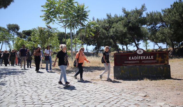 Konak Tarih Gezileri başlıyor: Yeni rota Kemeraltı