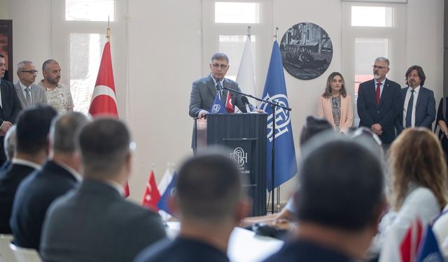 Başkan Tugay ESHOT personeliyle bayramlaştı