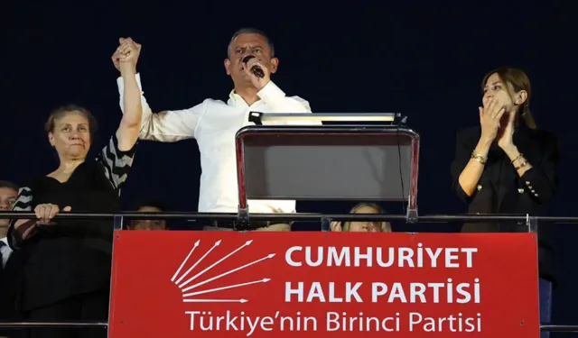 Ömer Çelik'ten Özel'e kınama: 'Bu tarz muhalefet etme biçimi olamaz'