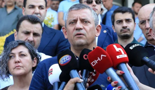 Ferdi Zeyrek’in sağlık durumu nasıl? Özgür Özel'den açıklama