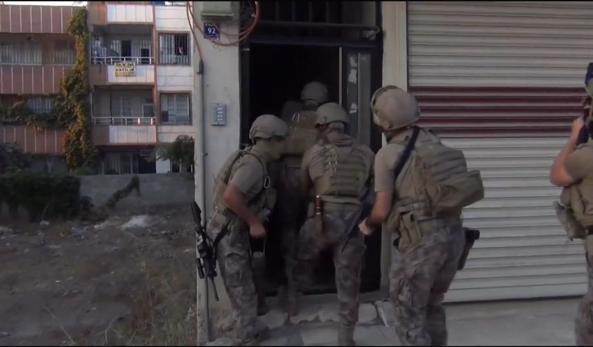 IŞİD'e 13 ilde operasyon: 72 gözaltı