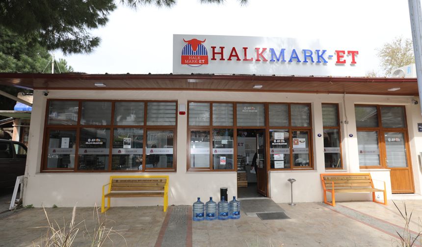 Efes Selçuklu Vatandaşlardan İzmir Su Damacanalarına Yoğun İlgi