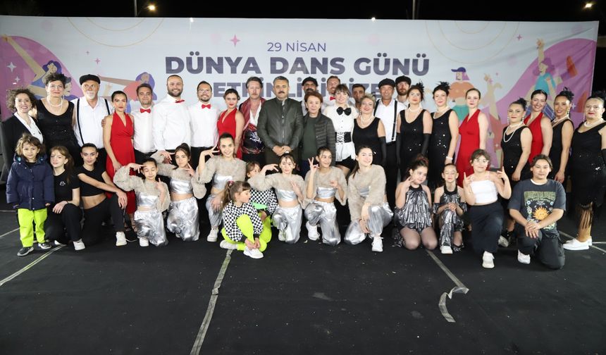 Dikili’de Dünya Dans Günü Coşkusu