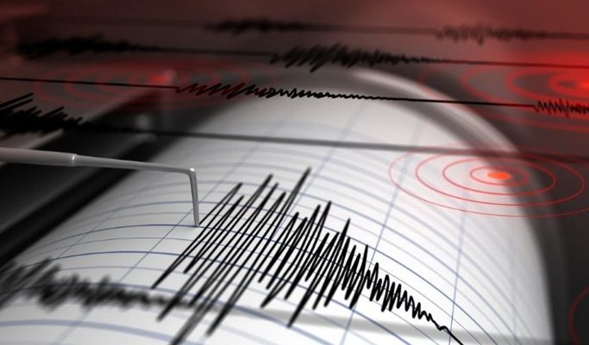AFAD Açıkladı: Kütahya'da Korkutan Deprem! Peş Peşe İki Kez Sallandı