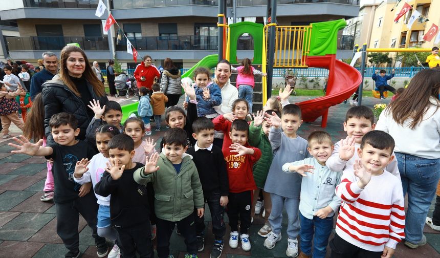 Efes Selçuk’ta çocuklar ve aileler yalnız değil