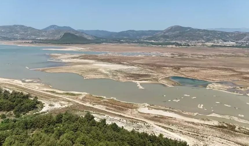 Tahtalı Barajı’nda su seviyesi yüzde 13’e düştü